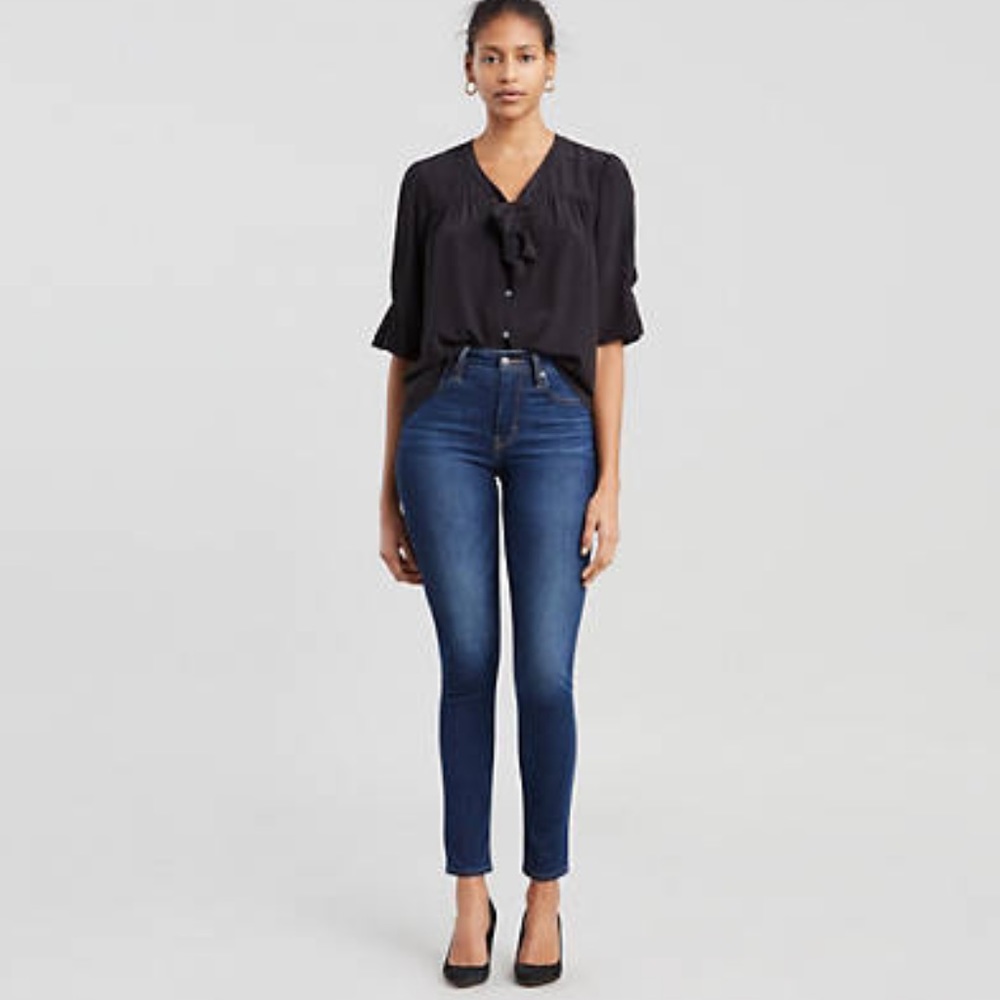 Levi’s 721 High Rise skinny jeans medium wash - Picture 2 of 5